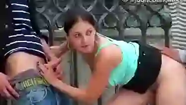 Мажорные разбойницы любят трахаться.