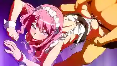 Русский хентай молодой крошки в бикини, трясущей сиськами и пиздой перед пошляками